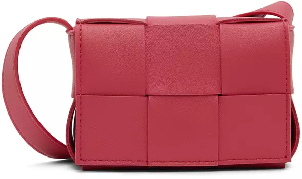 Розовая сумка через плечо с кассетой Bottega Veneta