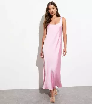 Розовое атласное платье-комбинация макси с круглым вырезом New Look, розовый