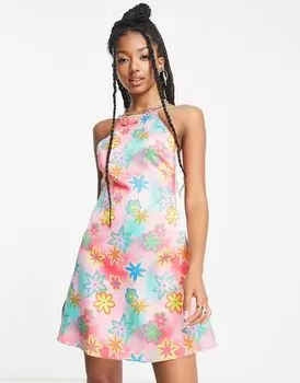 Розовое мини-платье мини с цветочным принтом и цепочками COLLUSION