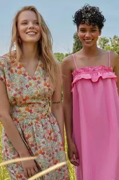 Розовое тканое платье с бретелями Trendyol, бежевый