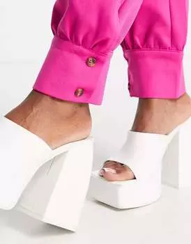 Розовые брюки строгого кроя с манжетами и пуговицами Heartbreak