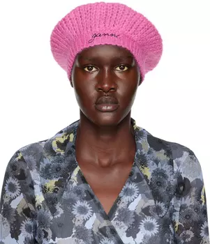 Розовый берет с вышивкой GANNI