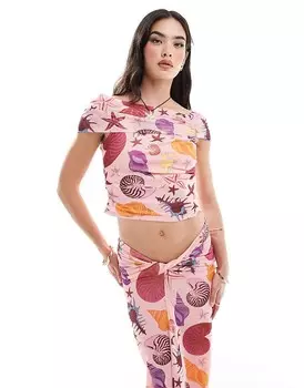 Розовый сетчатый топ с открытыми плечами Vero Moda и комплект с узором ракушки