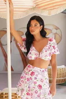 Розовый укороченный топ с цветочным принтом и рукавами-фонариками QUIZ Clothing