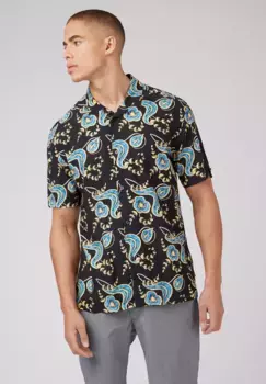Рубашка Ben Sherman с короткими рукавами "Block Floral Print Shirt", фирменная этикетка с флагом, черный