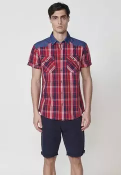 Рубашка DE MANGA CORTA CON BOLSILLOS DELANTEROS Koroshi, красный