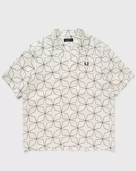 Рубашка Fred Perry Geometric Print Revere Collar, цвет 560 ecru