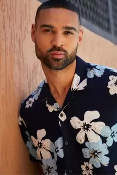 Рубашка из 100% хлопка с коротким рукавом и принтом Revere Threadbare, черный