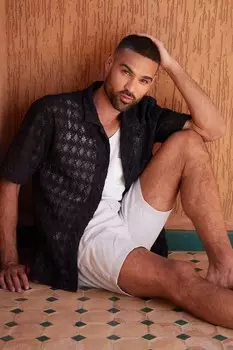 Рубашка из хлопковой текстуры с короткими рукавами и воротником-стойкой Threadbare, черный