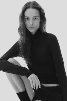 Рубашка из лиоцелла и водолазка H&M, черный