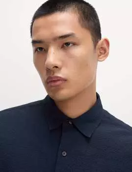 Рубашка из ткани сирсакер с высоким содержанием хлопка Marks & Spencer, темно-синий