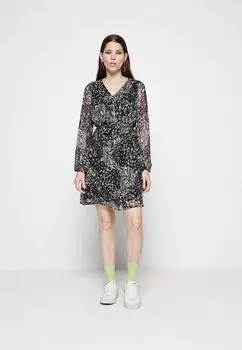 Рубашка классическая Vero Moda VMKAYA FALL LS SHORT WVN, черный/хильма