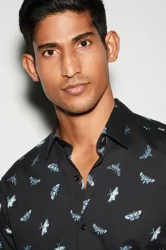 Рубашка классического кроя с принтом, длинными рукавами, одинарными манжетами, из 100% хлопка Next, черный