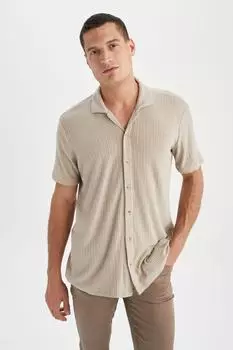 Рубашка обычного кроя с открытым воротником и короткими рукавами DeFacto, бежевый