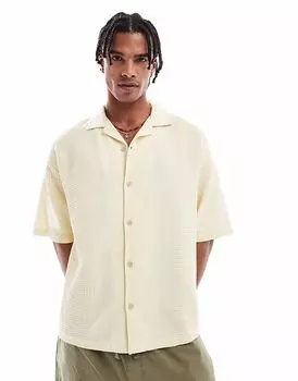 Рубашка Pull&Bear STWD с вафельной текстурой и короткими рукавами в масляно-желтом цвете