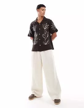 Рубашка River Island с коротким рукавом и вышивкой коричневого цвета