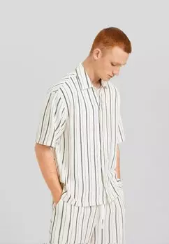 Рубашка RUSTIC STRIPED SHORT SLEEVE Bershka, цвет white
