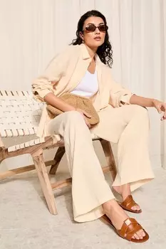 Рубашка с длинными рукавами и мятой хлопковой пуговицей Friends Like These, бежевый