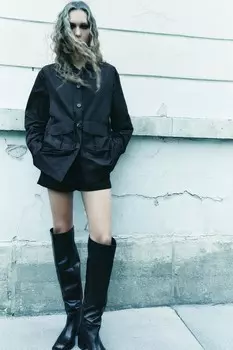 Рубашка с карманами и оборками ZARA, черный