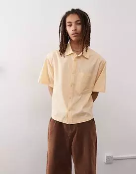 Рубашка с короткими рукавами COLLUSION из смеси льна и имитации льна персикового цвета - CAMEL