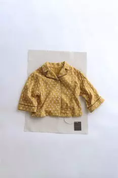 Рубашка с текстурным цветочным рисунком ZARA, охра