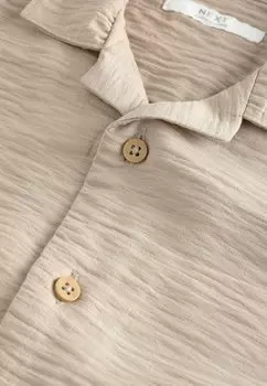 Рубашка Short Sleeve Regular Fit Next, белая мятая