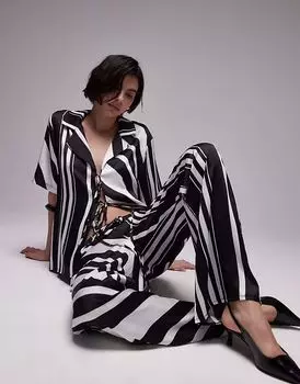 Рубашка SNDYS с короткими рукавами и завязкой спереди в однотонную полоску