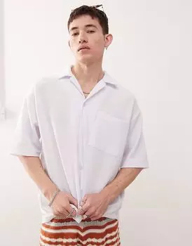 Рубашка свободного кроя из фактурного трикотажа Reclaimed Vintage с короткими рукавами белого цвета