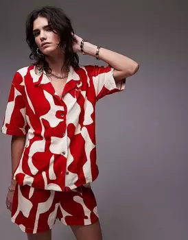 Рубашка свободного кроя с абстрактным принтом Topshop красного цвета