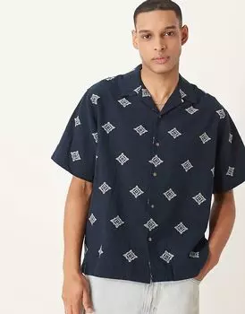 Рубашка свободного кроя с воротником-стойкой и вышивкой темно-синего цвета Selected Homme