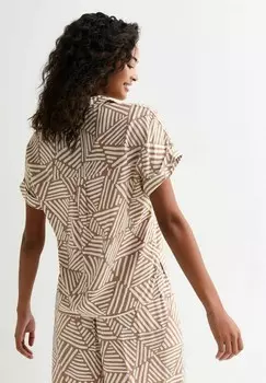 Рубашка TRIANGLE PRINT SHORT SLEEVE RESORT New Look, коричневый