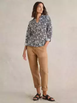 Рубашка White Stuff Annie Floral, цвет black/white