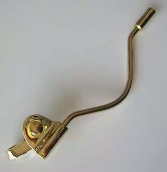 Ручка Gretsch 0843G Chet Atkins Bigsby в сборе, золото 0061703000 0843G Chet Atkins Bigsby Handle Arm Gold 006-1703-000