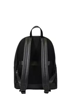 Рюкзак Armani Exchange, черный