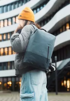 Рюкзак HAMAMATSU Aunts & Uncles, цвет stormy weather