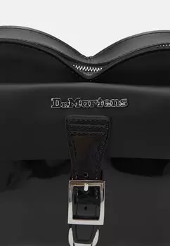 Рюкзак Heart Backpack Dr. Martens, черный