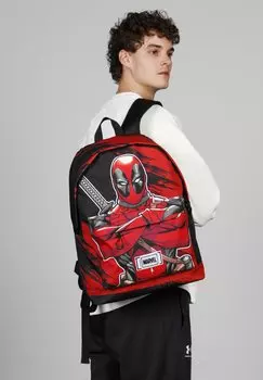 Рюкзак Karactermania, красный