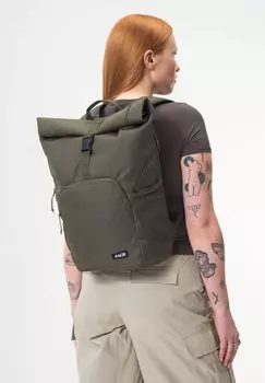 Рюкзак ROLLTOP MEDIUM AEVOR, зеленый