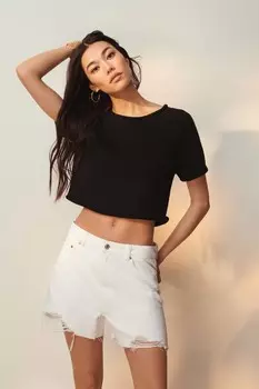 Рваные джинсовые шорты Next, белый