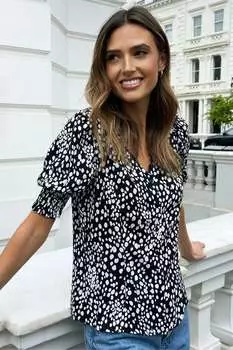 С короткими рукавами-фонариками и V-образным вырезом Threadbare, черный