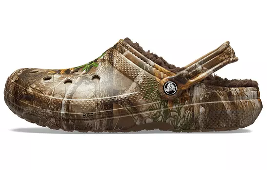 Сабо Crocs Classic Lined Realtree Edge Clog 'Brown'