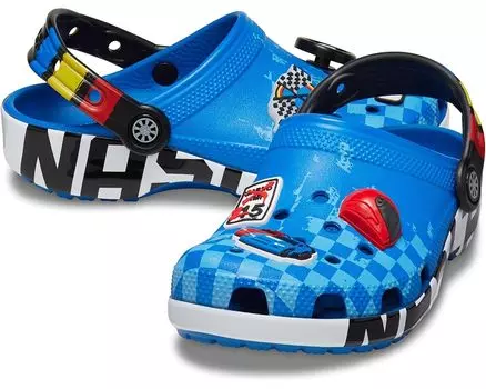 Сабо Crocs Kids Nascar Classic Clog, цвет Bright Cobalt