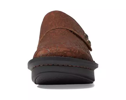 Сабо Deliah Alegria, деликат тони