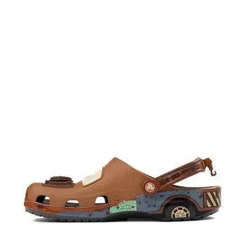 Сабо Disney and Pixar Cars Crocs Classic Mater Clog, цвет Brown/Multicolor