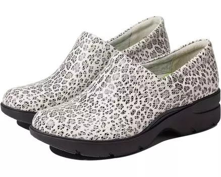 Сабо Nurse Mates Indya, цвет White Leopard
