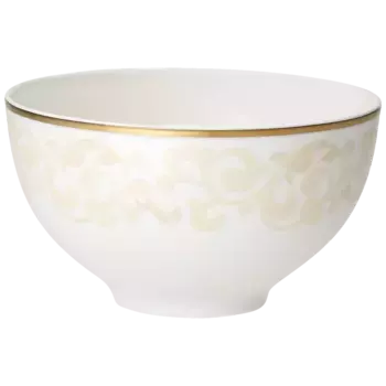Салат «Ивуар» / сервировочная миска Villeroy & Boch, бежевый