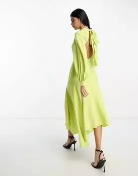Салатовое платье миди ASOS с высоким воротником, завязкой на спине, асимметричным подолом и вырезом спереди