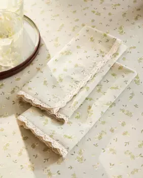 Салфетки с цветочным рисунком и кружевной отделкой (2 шт. в упаковке) Zara Home, зеленый