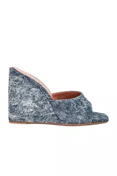 Сандалии Amina Muaddi Lupita Denim Wedge, цвет Acid