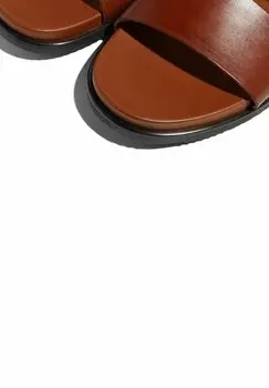 Сандалии Antonio Scarosso, коньяк